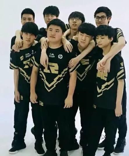 英雄联盟MSI夺冠后,RNG战队为何连走两名AD