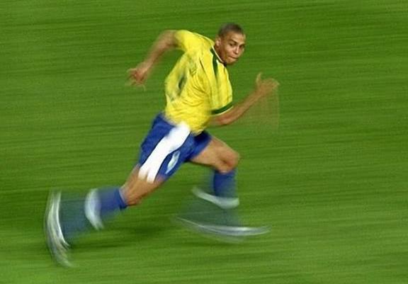 罗纳尔多到底过门将进球多少个?网友:晃过门将