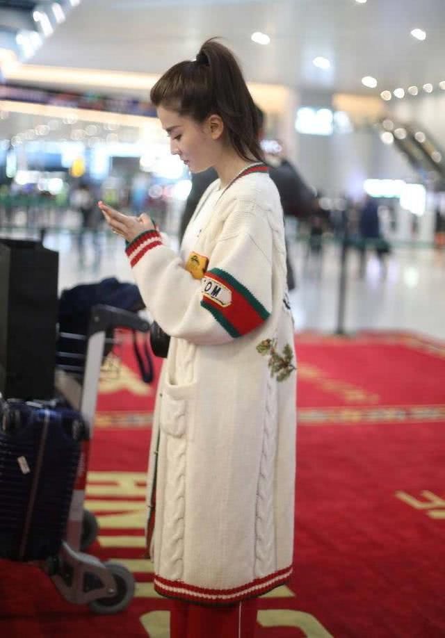 迪丽热巴、乔心、baby和关晓彤谁漂亮?网友:看