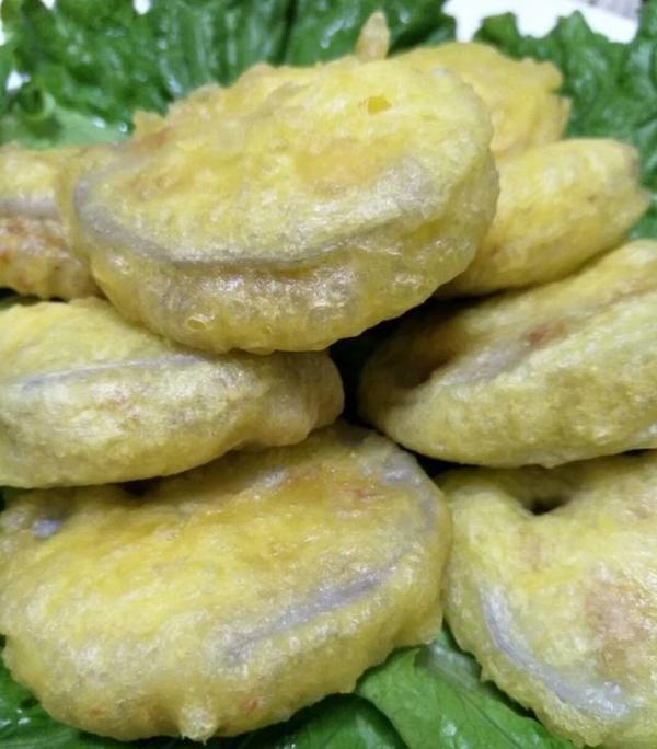 比炸茄盒还要好吃的炸藕盒，吃过之后就想着它了