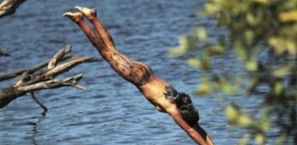 之前听说过太多一夫多妻的奇葩传统，而今天看到了女王谷的女人竟然可以嫁多夫，这又是一个奇怪的习俗，国土之大无奇不有，一起来看看这个民族吧。地处喜马拉雅横断山脉的女王谷，是中国四川西部大小金川等地大渡河上游流域的古代名称。这片地区由冰河和水流侵蚀而成，形成海拔约5000米的高山峡谷。在海拔约200米的峡谷地区，河流被周围陡峭的悬崖所包围。