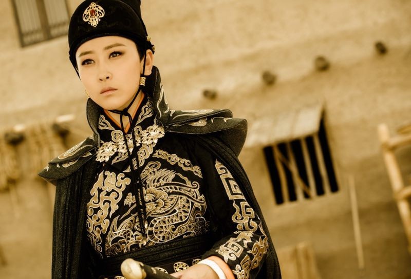 毛俊杰《龙门飞甲》开播 男装扮相引期待