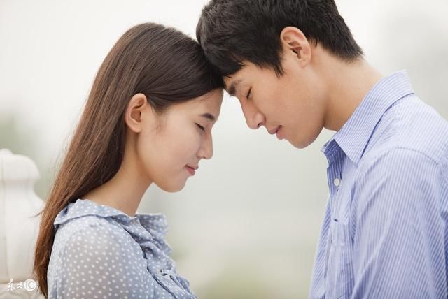 丈母娘替我们保管8年工资，买房取钱时，看到余额我懵了