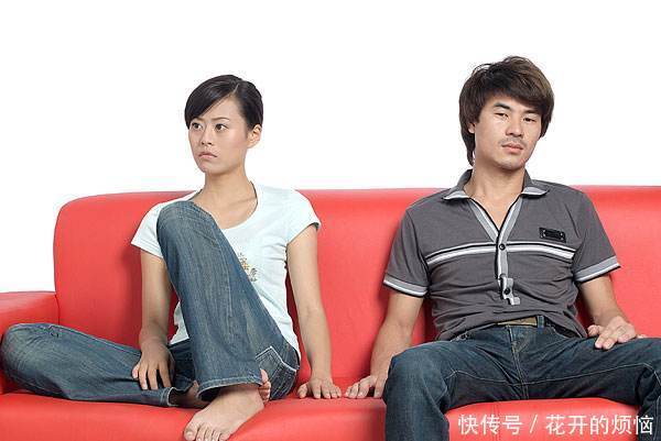 跟老公冷战一周,无意间看到他的手机跳出几个