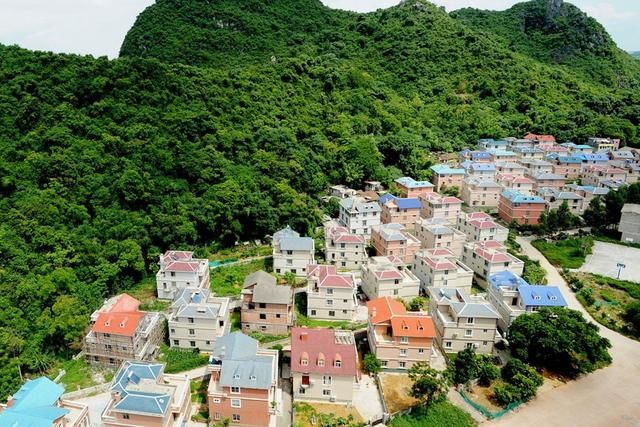 广西省面积最大的城市,比整个海南省还大!地位