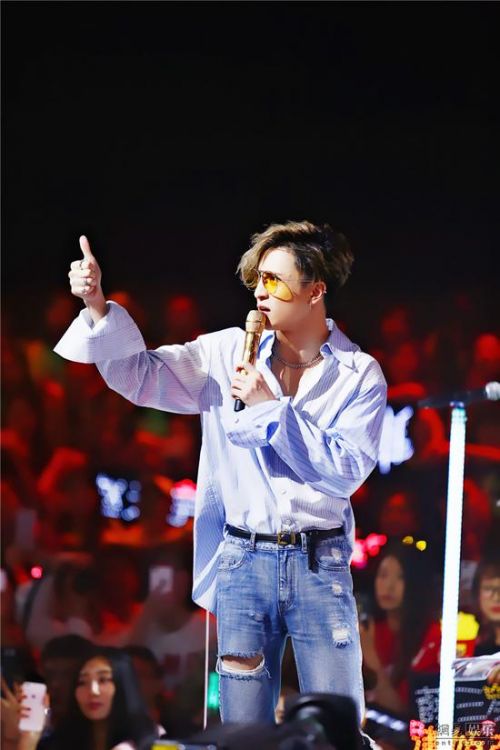 《明日之子》薛之谦成最强战队 有望全员晋级