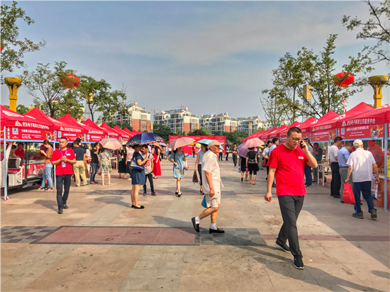 肥东县电商扶贫O2O端午展销会举行