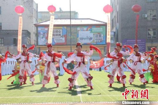 全国五人制足球争霸赛山西临汾开赛:32支球队