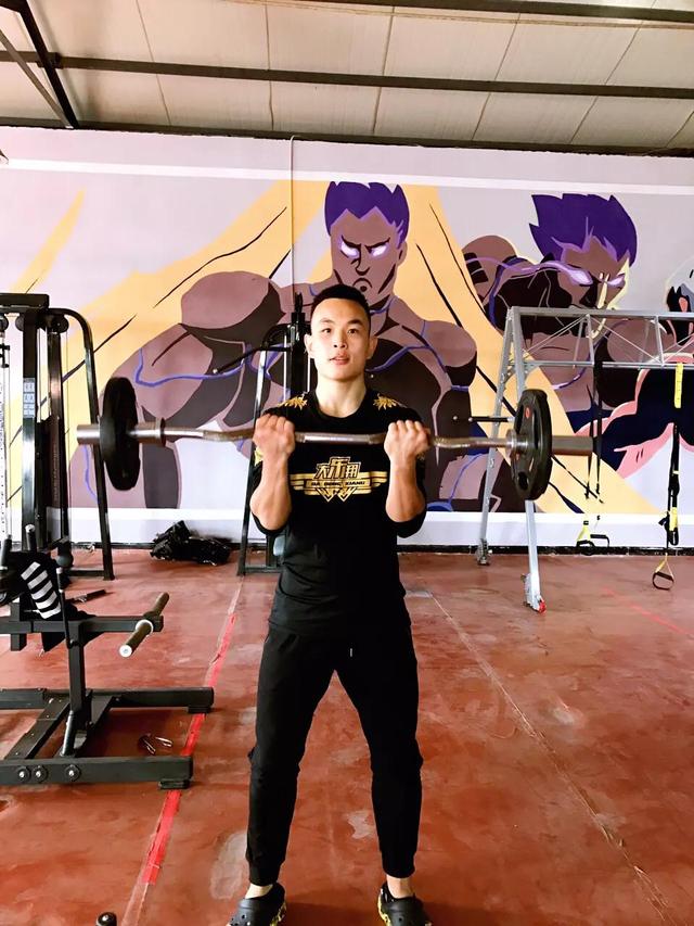 响下学习搏击,这次的对手曾经击败过西提猜!