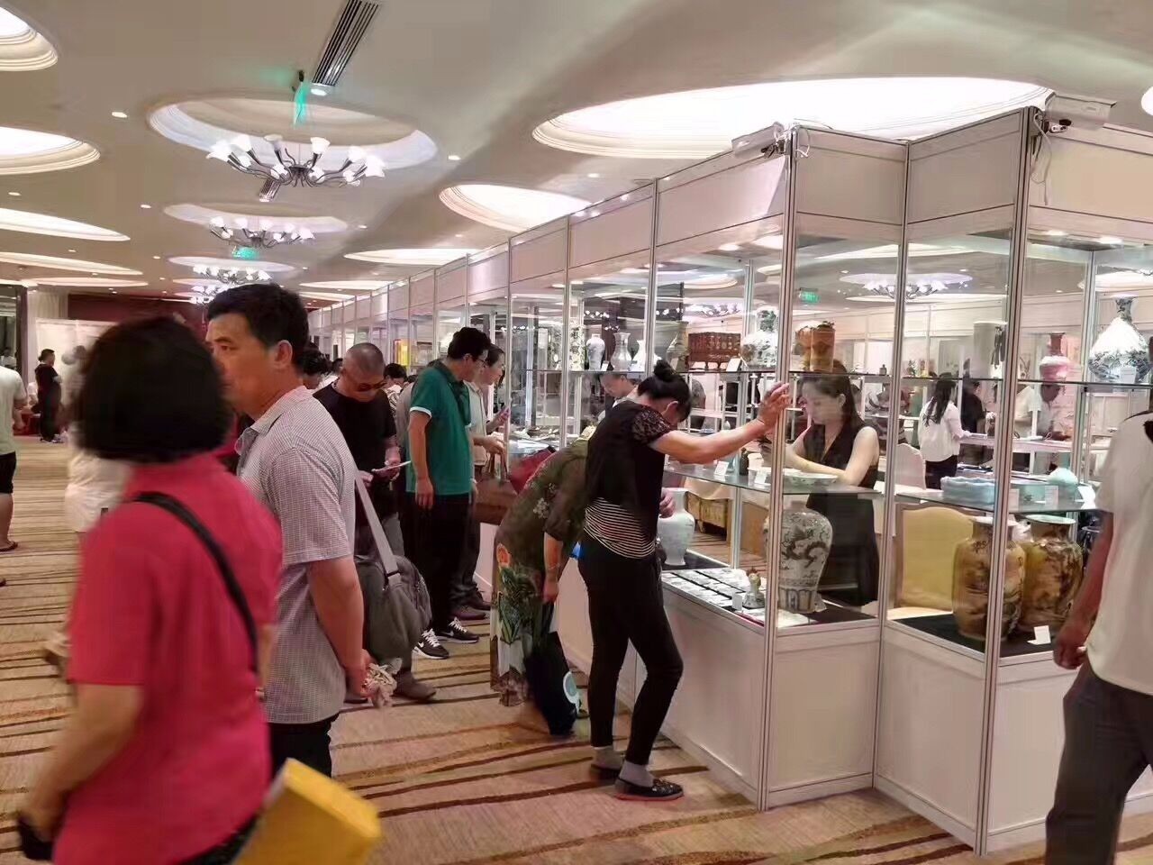 正规的古董艺术品拍卖公司名单祖传古董怎么交易出手变现?