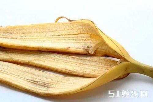 香蕉变黑还能吃吗?老中医: 吃完后会身体发生