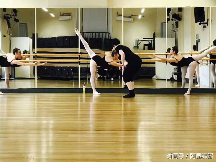 济南儿童舞蹈班 适合5岁以上孩子的专业舞蹈班