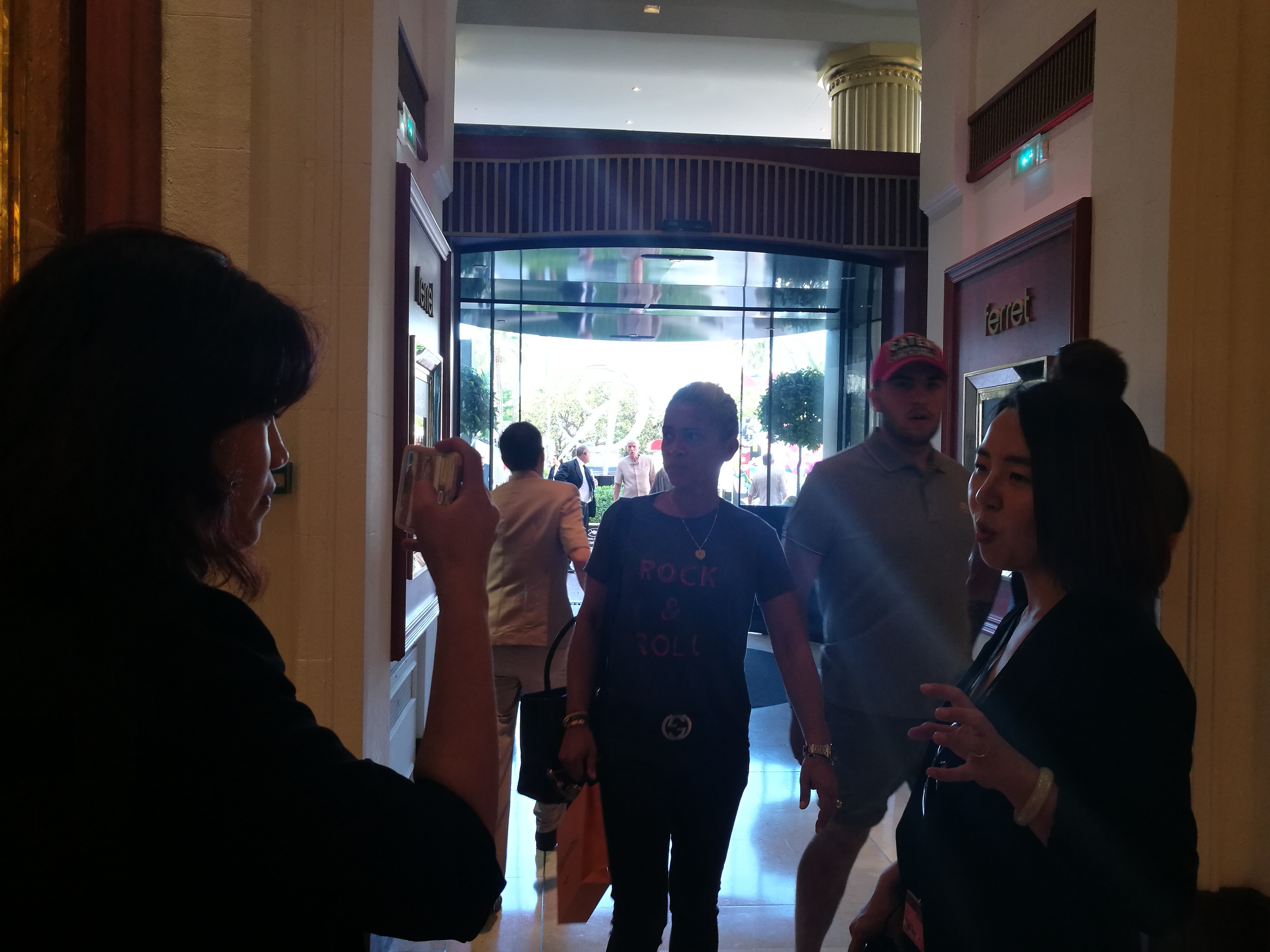 「北京时间」记者探访范冰冰下塌酒店