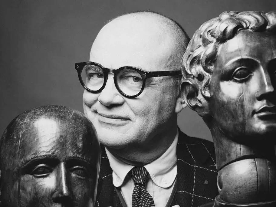 去老佛爷家睡还是去凯特·摩丝家睡呢?好纠结