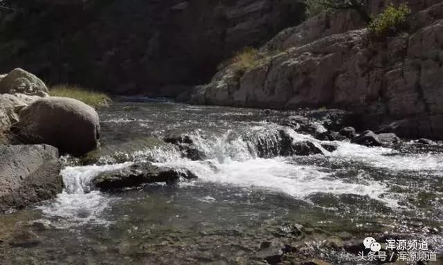 五一出访去哪里,恒山古刹悬空寺