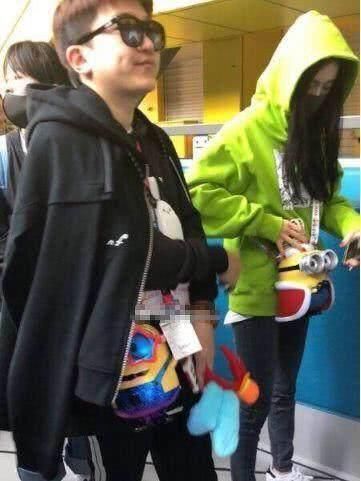 人民日报点名批评杨幂 对于诈捐事件杨幂终回应