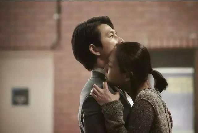 郑雨盛的屁股和李絮的大腿,旺盛的情欲和无爱