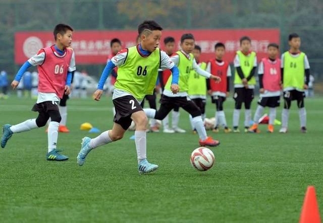 足球成为高考科目 中国队就能进世界杯了?