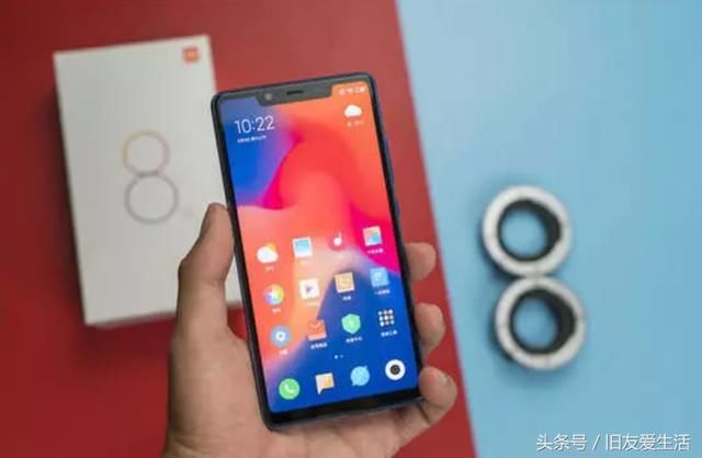 荣耀V10PK小米8SE,价格只差一百元,哪款更胜