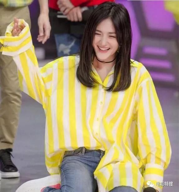 谢娜产后复出回归快乐大本营,首次公布宝宝名