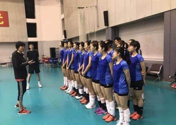 郎平重点特训女排新星,金烨弹跳胜过朱婷,能否
