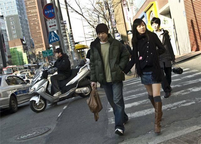 以为韩国人都是韩剧的帅哥美女,可看到韩国街
