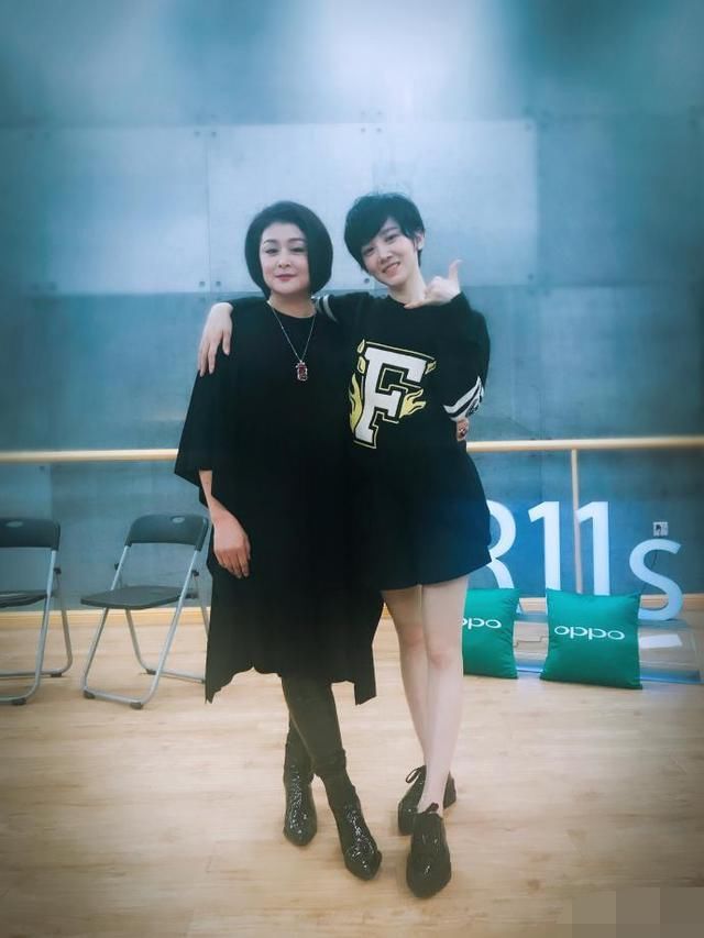 走出《乡村爱情》,谢大脚于月仙可不是你以为