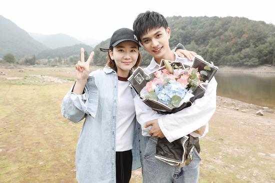 IP剧《师爷请自重》杀青 刘宸羽协助章若楠探案(图3) IP剧《师爷请自重》杀青 刘宸羽协助章若楠探案(图3)