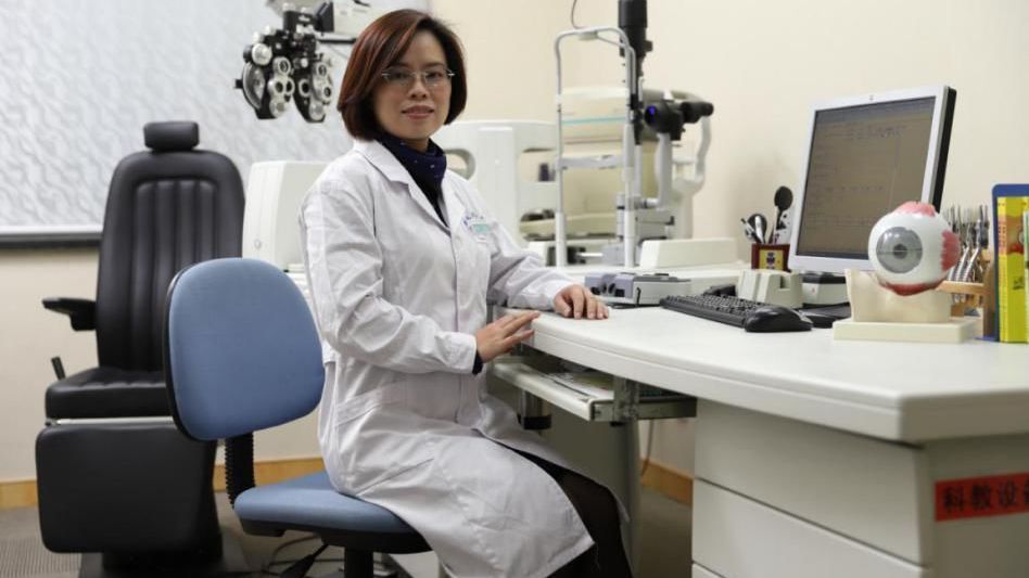 手术让百岁老人重获光明 手术让百岁老人重获光明