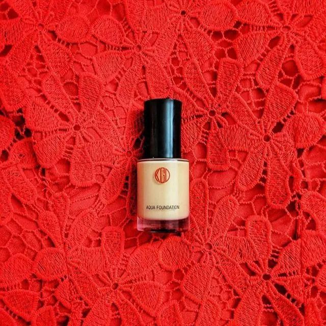 美妆博主最爱的平价粉底液,敏感肌痘肌都能用