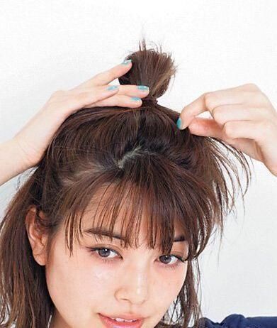 齐肩发怎么扎半丸子头,温婉大方又倍显气质