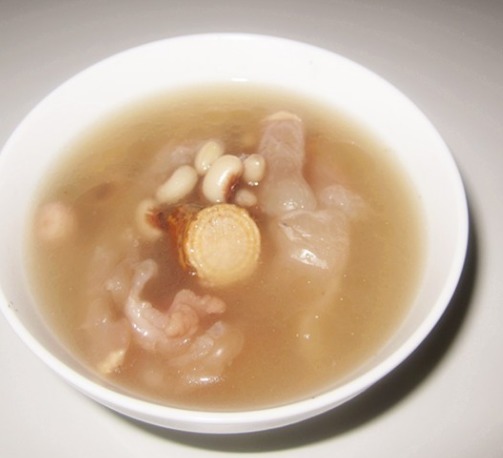 土茯苓牛大力祛湿汤
