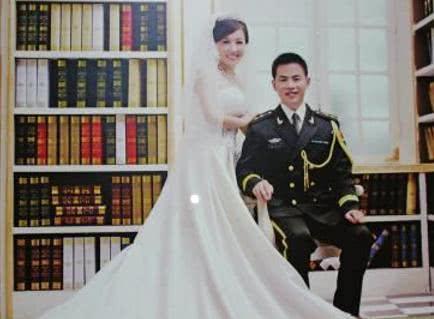 军人老婆和女友差别不是一般大,去部队探望的