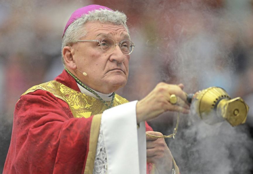 美国曝出惊天丑闻震动全国 70多年间上千儿童