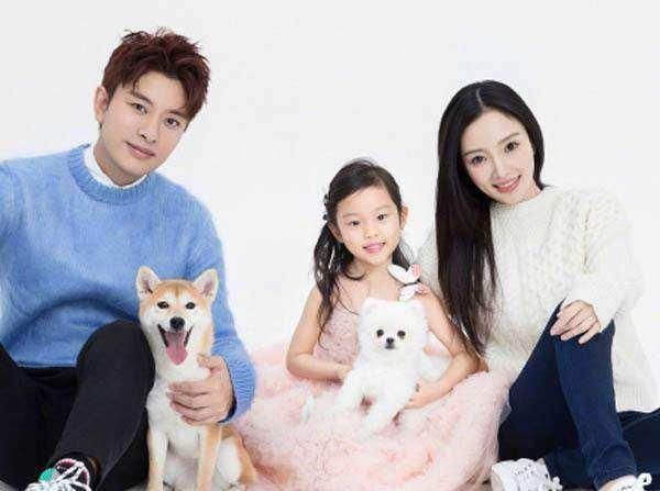 风波刚平息,李小璐开始绝地反击!贾乃亮一句话