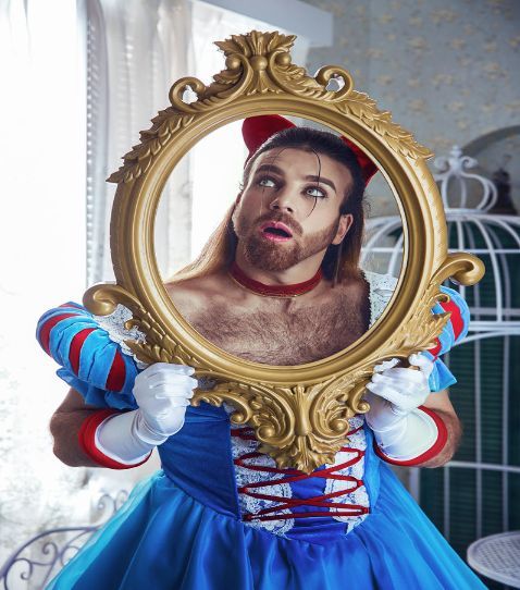 《金刚芭比》正式版首播 胡子小姐让人羞羞涩涩好想看下去