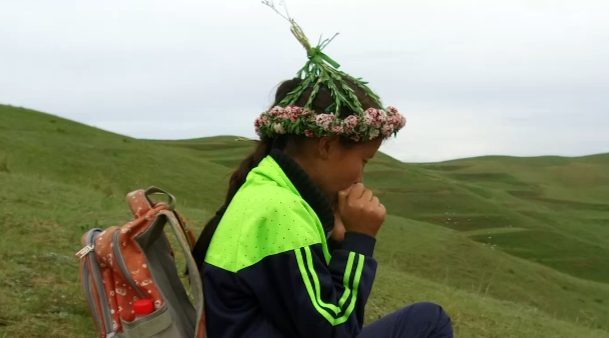 首届中国全媒体公益年会:和你在一起高山上的音符 首届中国全媒体公益年会:和你在一起高山上的音符