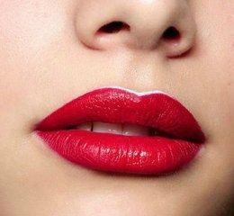 手相面相:人缘好,常有好运相伴,命里富贵多金的