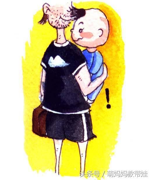 新生儿横抱就哭竖抱就笑,宝妈怎么抱才不会伤