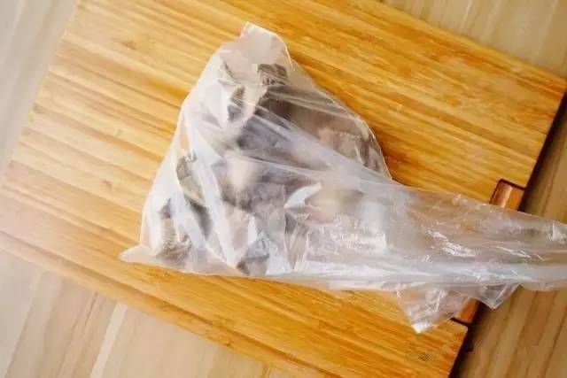 这道补铁补锌又补钙的零食,宝宝可以吃!