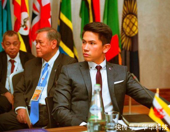 而文莱真正的王子,他就是 prince abdul mateen,在学业上也颇有成就