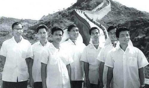 从中国迁到印度,和印度战斗了几百年,一直想独立建国