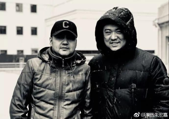 小燕子的哥哥,和香妃传绯闻,如今年近半百身材