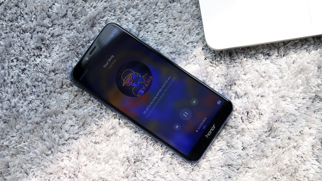 荣耀畅玩7A图赏:5.7英寸全面屏,支持人脸识别