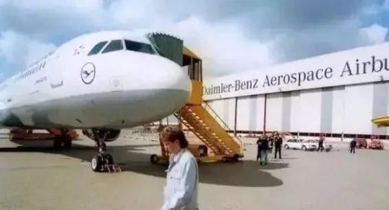 奥迪曾是奔驰旗下,希特勒参与过大众车的设计