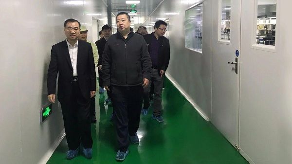 航天云网董事长舒金龙参观调研智慧海派成都基地