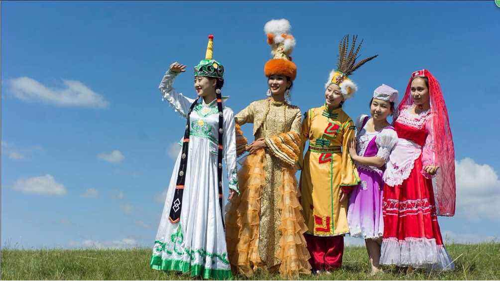 美丽新疆小姐姐来北京做客！我们怎样招待？