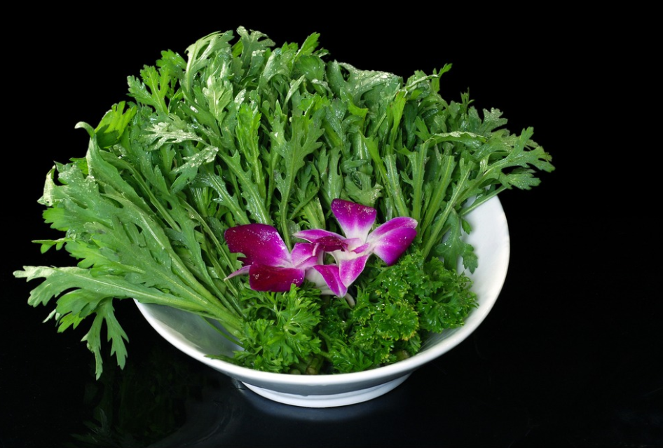 宝宝可以吃茼蒿吗 宝宝怎么吃茼蒿呢