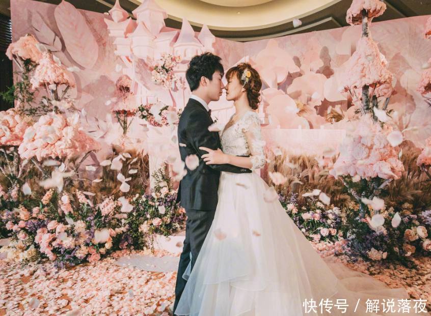 终于明白骚男为什么要称呼自己为闪电了!这亚