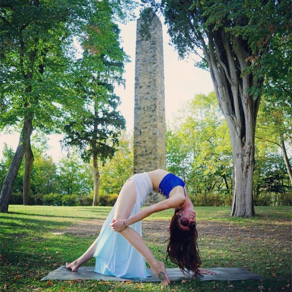 6个瑜伽拉伸动作,舒缓你运动时大脑的疲劳感